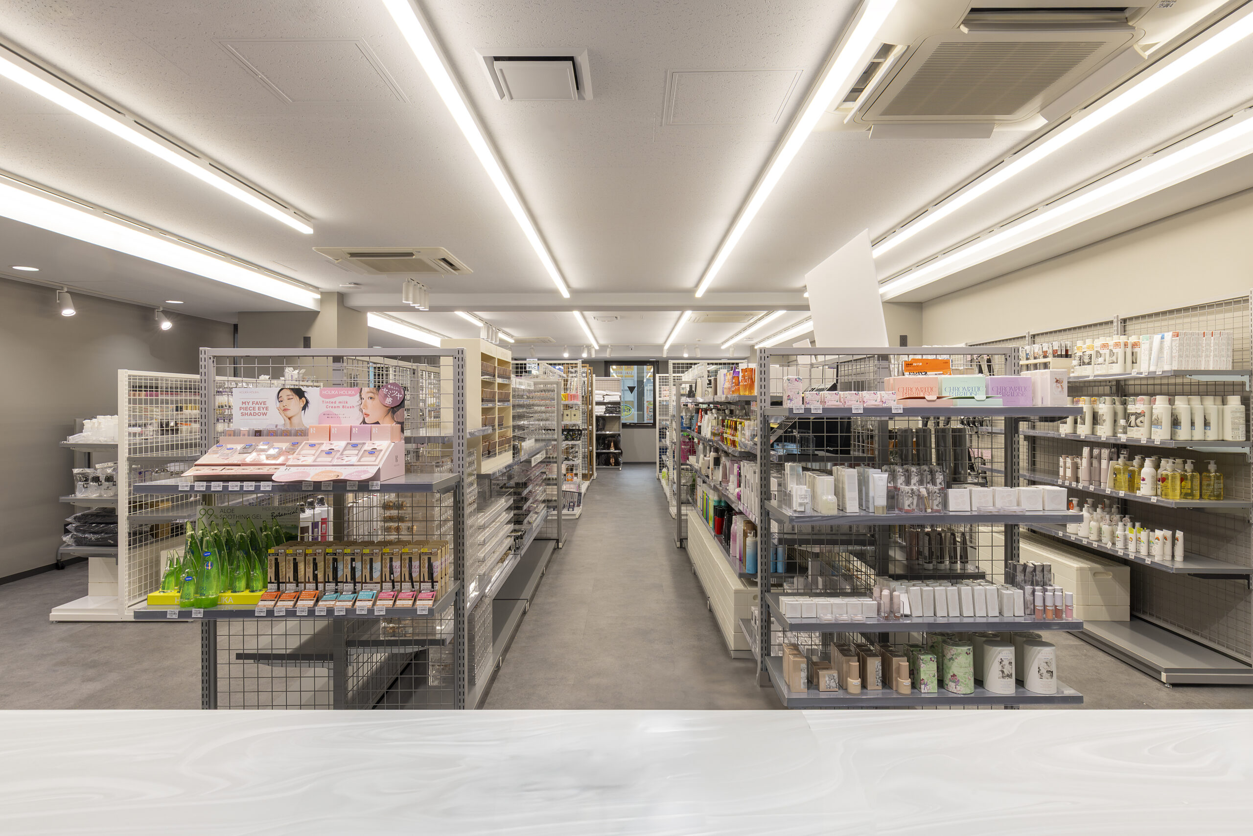 DD-STORE YOKOHAMA / JUNCTiON YOKOHAMA