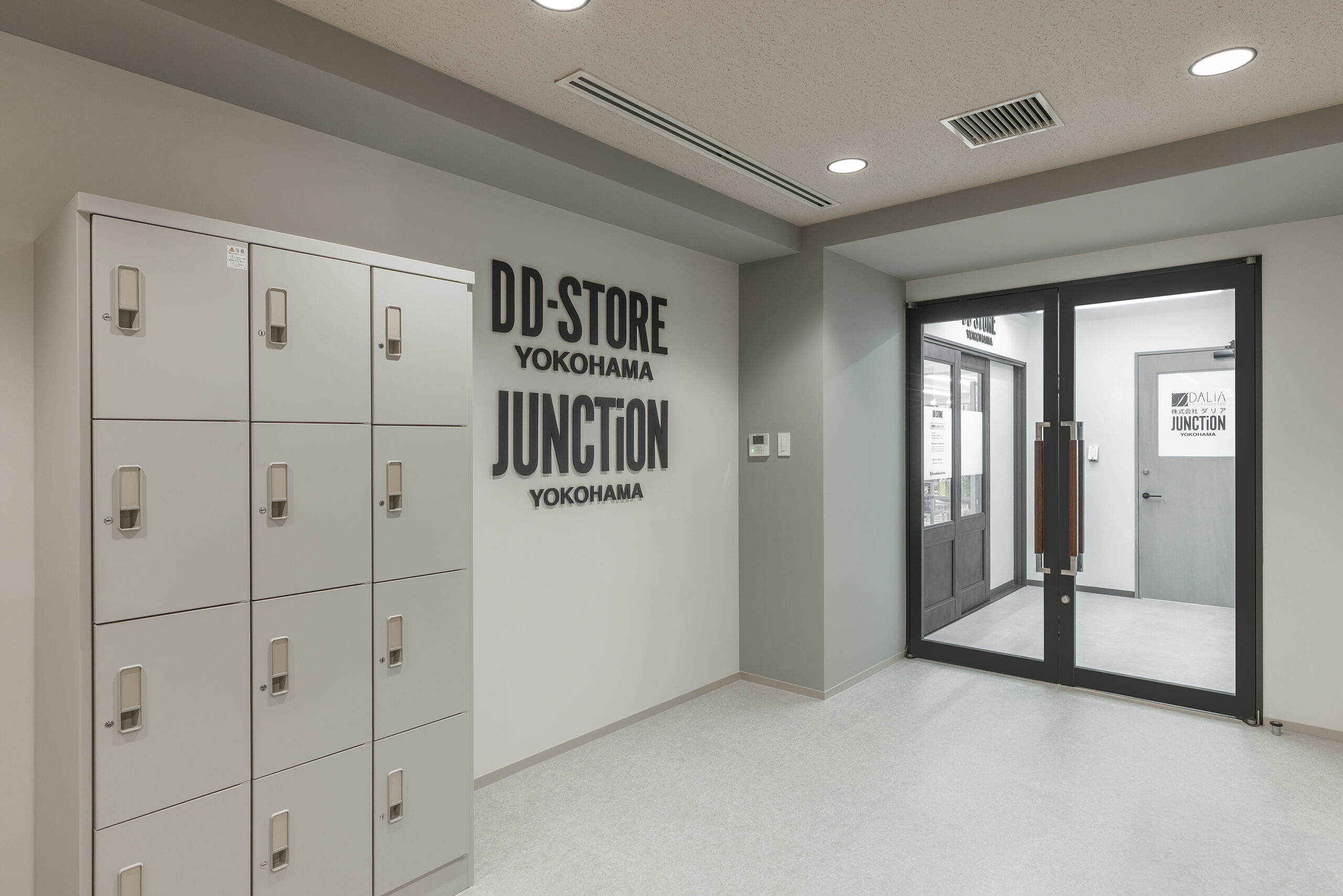 DD-STORE YOKOHAMA / JUNCTiON YOKOHAMA