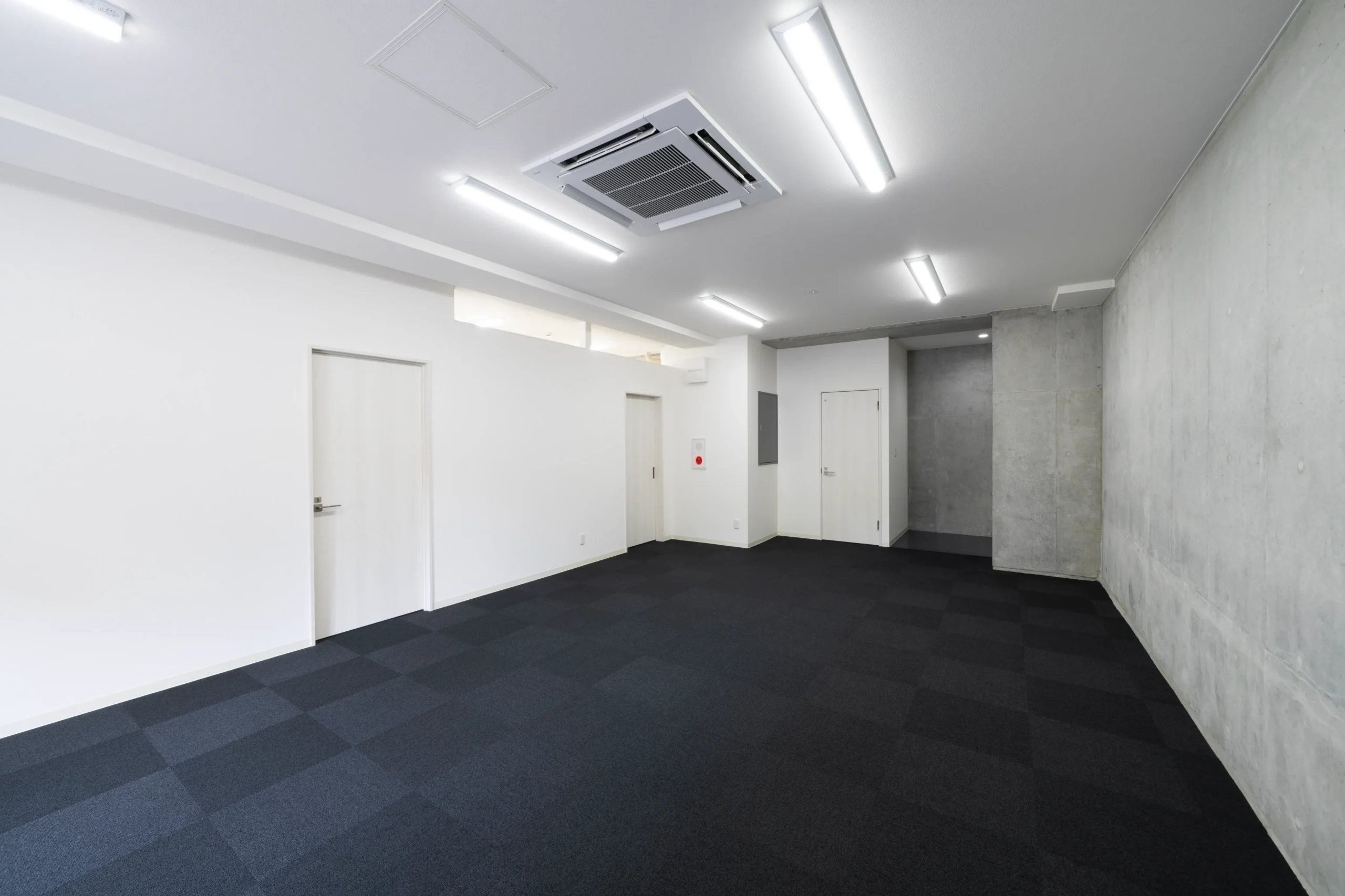 小規模物販店舗新装工事